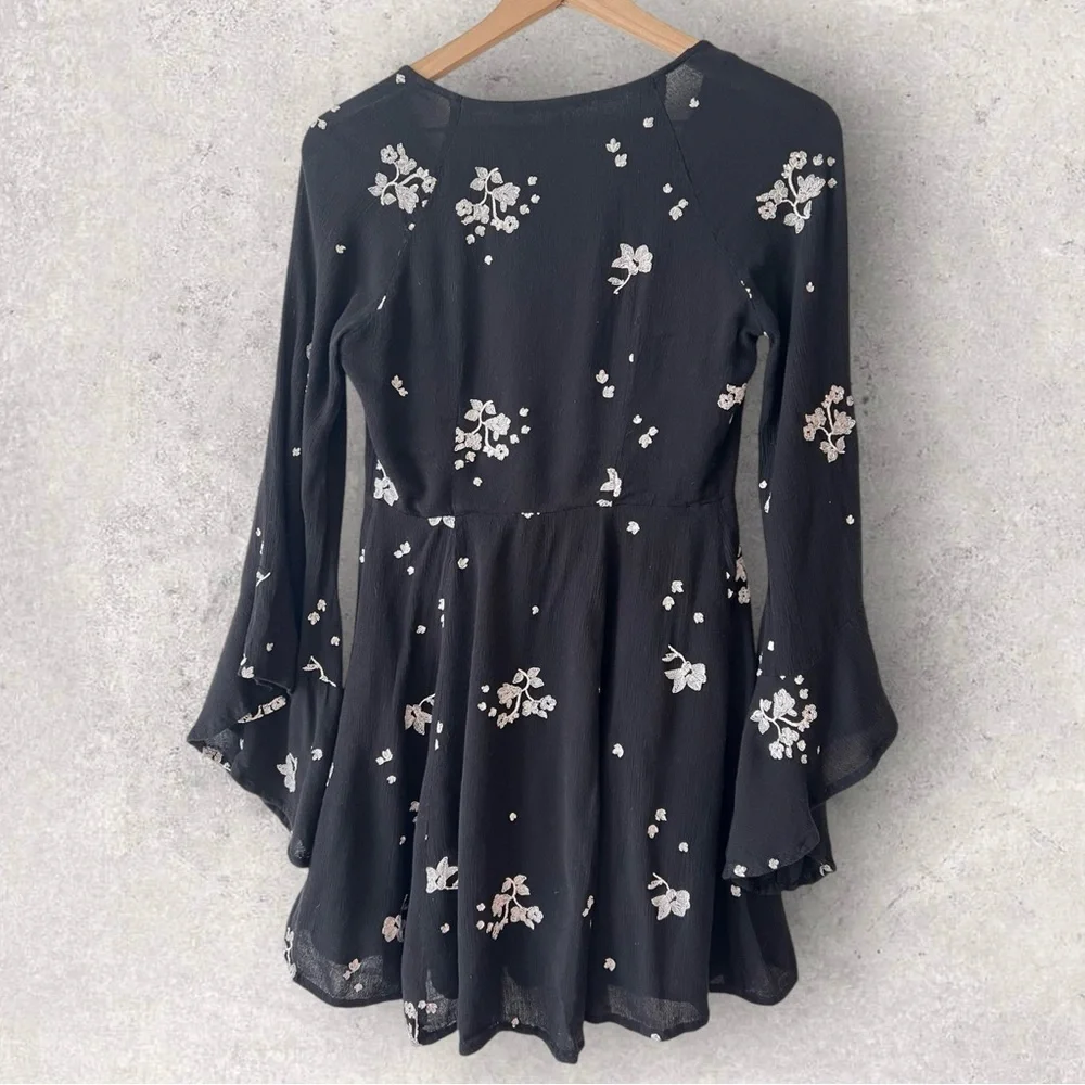 Free People Jasmine Embroidered Floral Bell Sleeve Mini Dress Size 4 - Picture 7 of 11